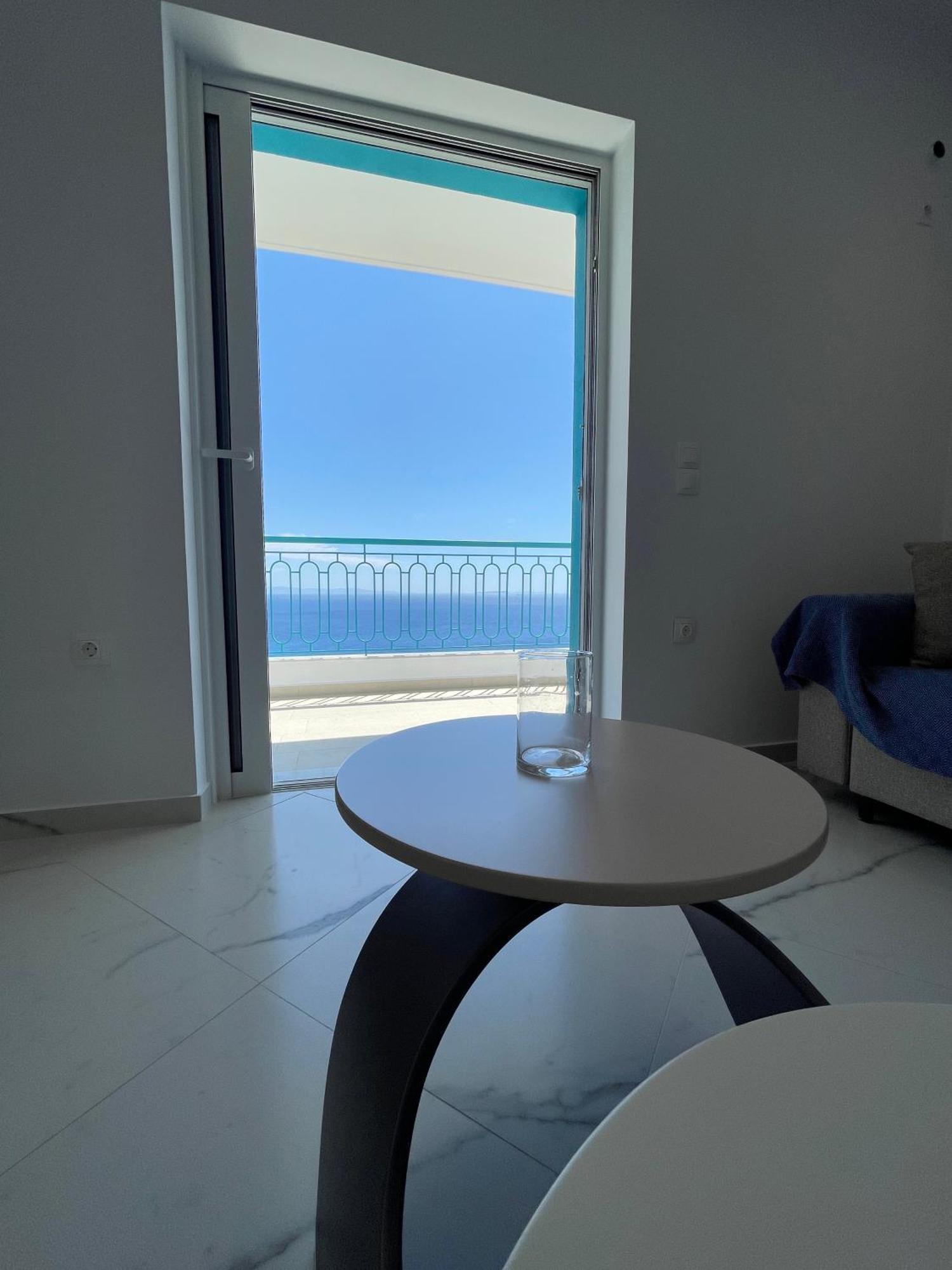 Endless Blue Apartments Dhërmi Dış mekan fotoğraf