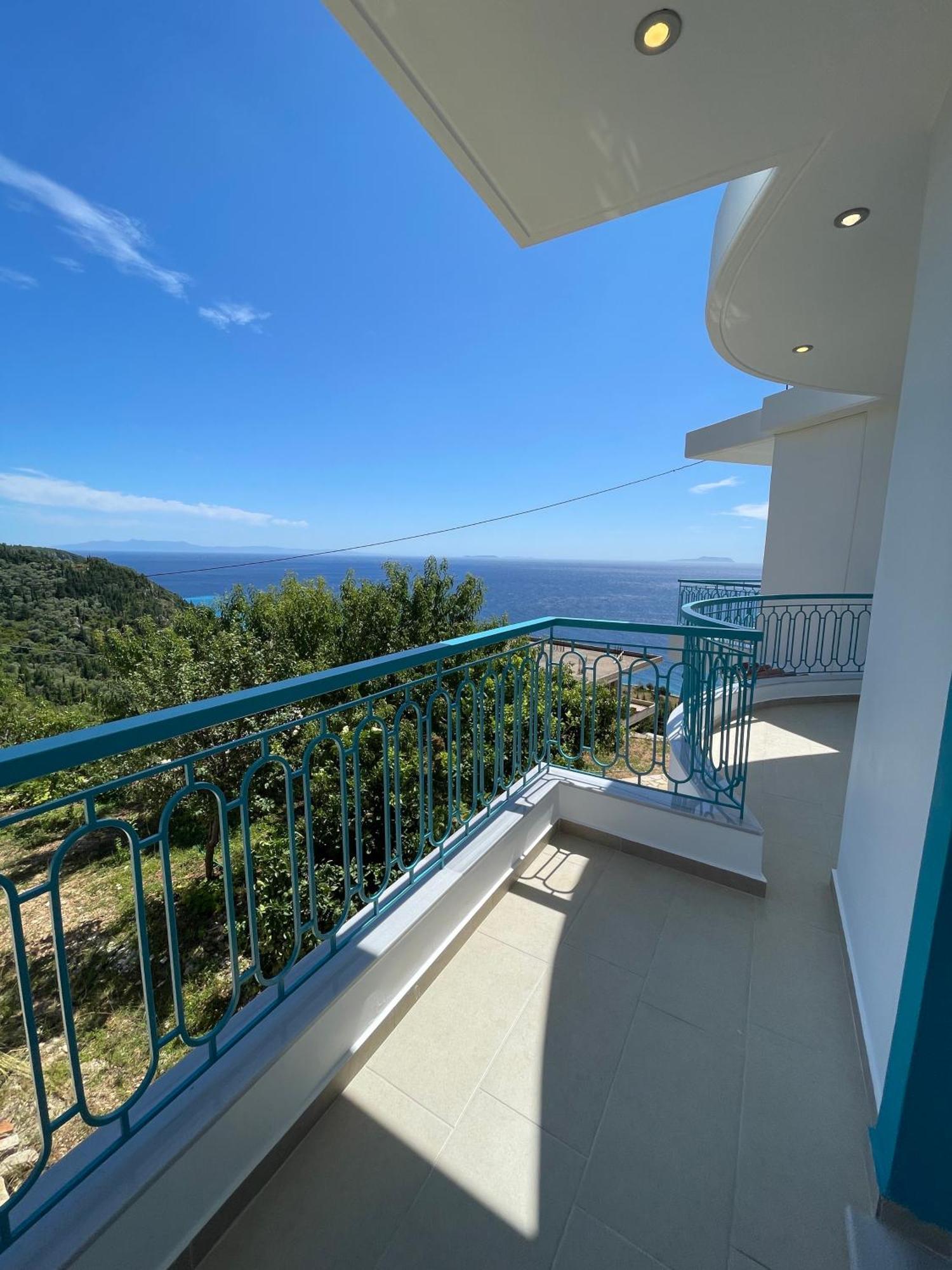 Endless Blue Apartments Dhërmi Dış mekan fotoğraf